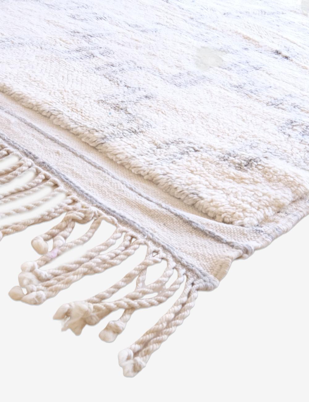 White Moroccan Mrirt Rug 10 x 6.8 ft / 304 x 209 cm
