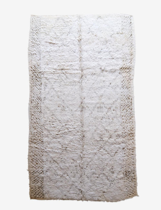 White Moroccan Rug 10.4 x 5.9 ft / 318 x 180 cm