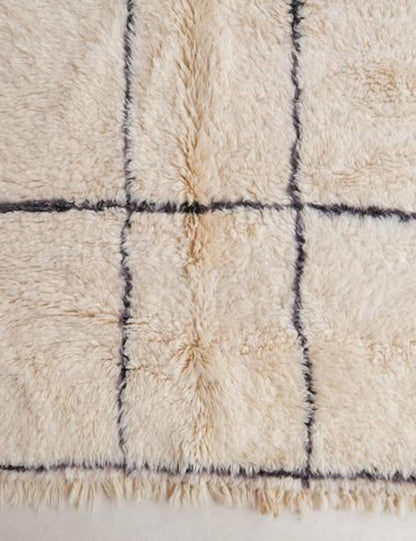 Grid Pattern Moroccan Rug 8.3 x 5.7 ft / 254 x 174 cm