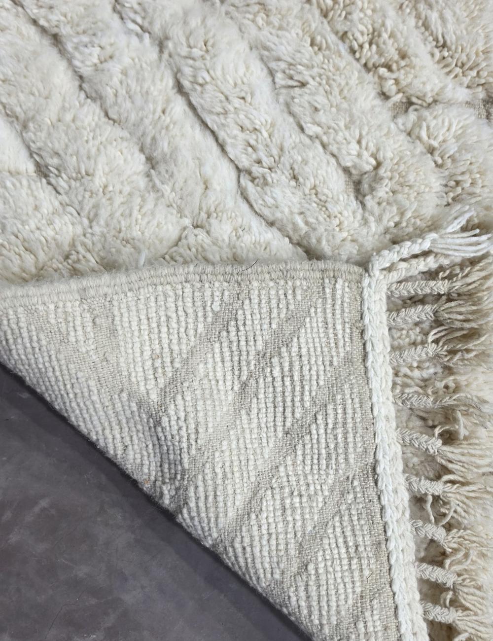 White Moroccan Runner Rug 6.3 x 2.3 ft / 191 x 70 cm
