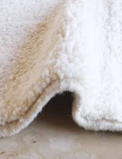 White Moroccan Wool Rug - 11.5 x 8.3 ft / 350 x 255 cm