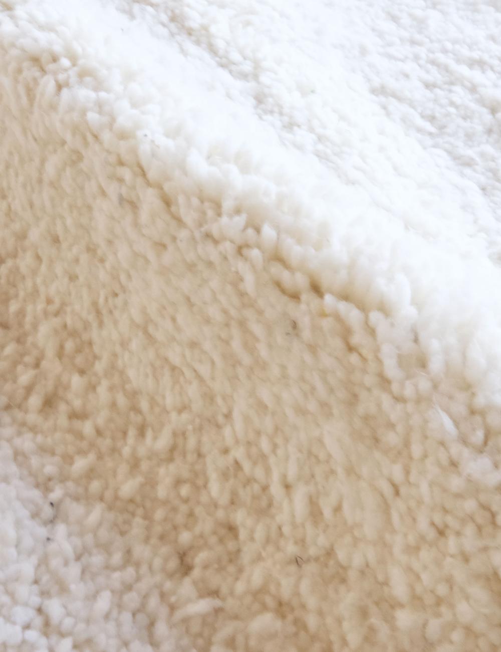 White Moroccan Wool Rug - 11.5 x 8.3 ft / 350 x 255 cm