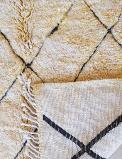 Yellow Moroccan Beni MRirt Rug 8.6 x 5.5 ft / 262 x 168 cm