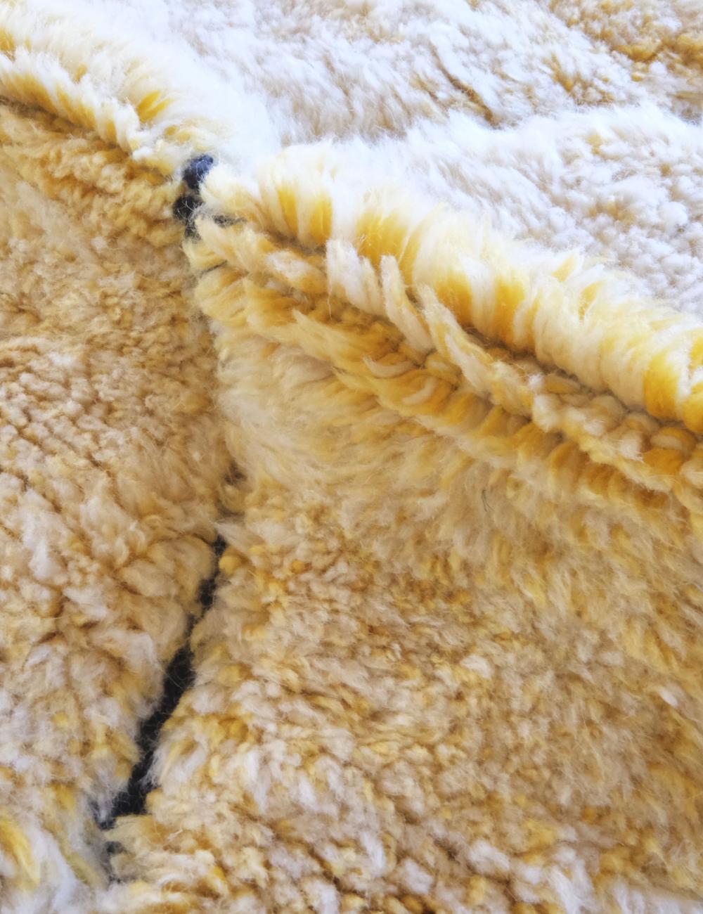 Yellow Moroccan Beni MRirt Rug 8.6 x 5.5 ft / 262 x 168 cm