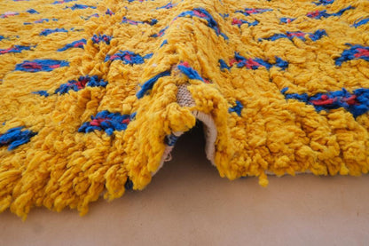 Moroccan Vibrant Lemon Yellow Rug 5.6 x 3 ft / 172 x 92 cm - Surcoma